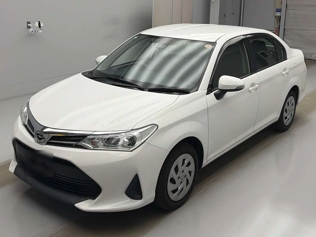 Toyota Corolla Axio NRE161 2020